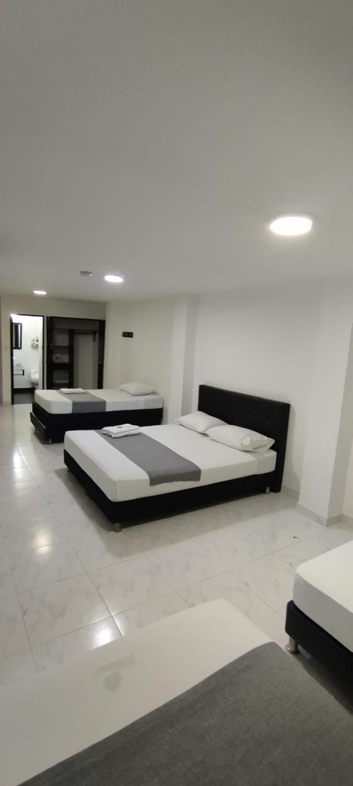 Hotel Paradise Lleras Medellín Kültér fotó
