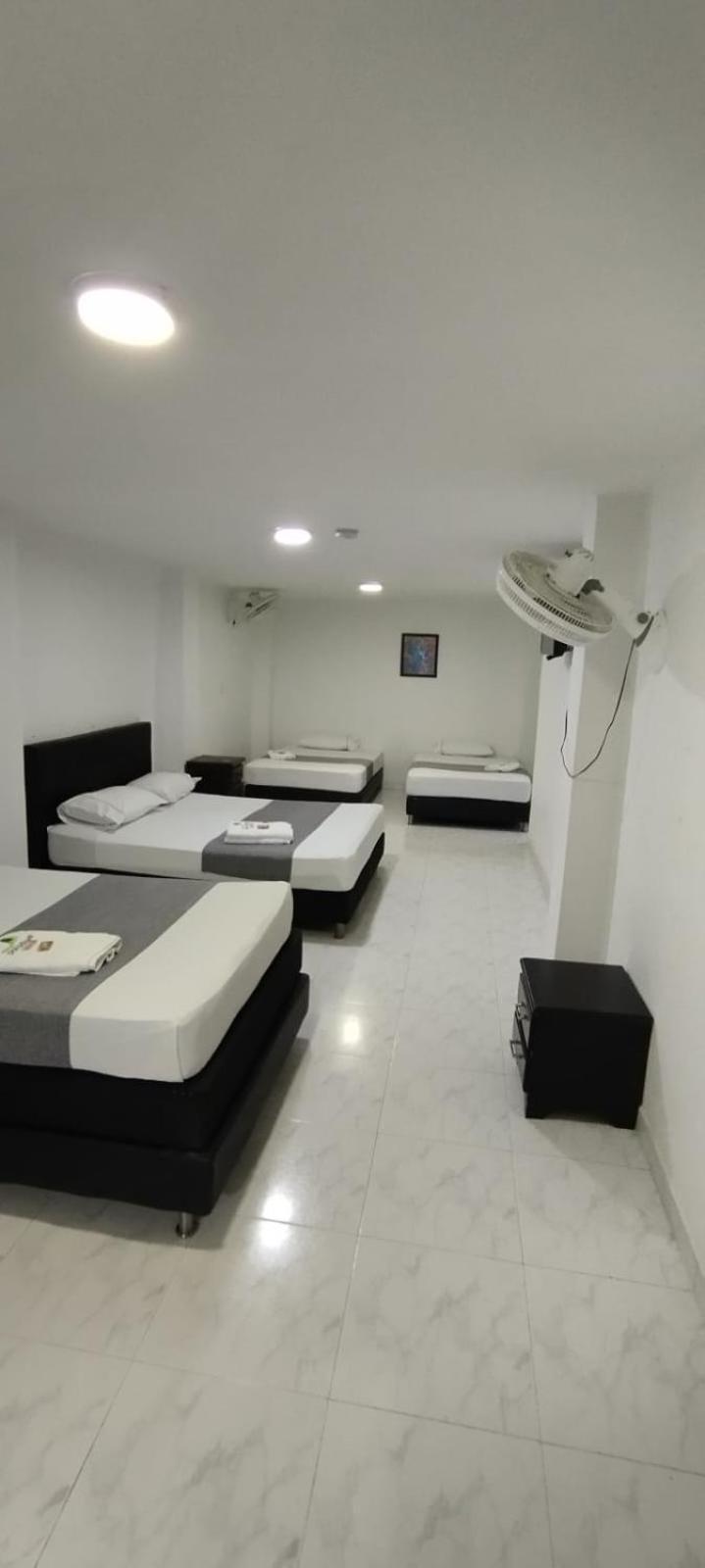 Hotel Paradise Lleras Medellín Kültér fotó
