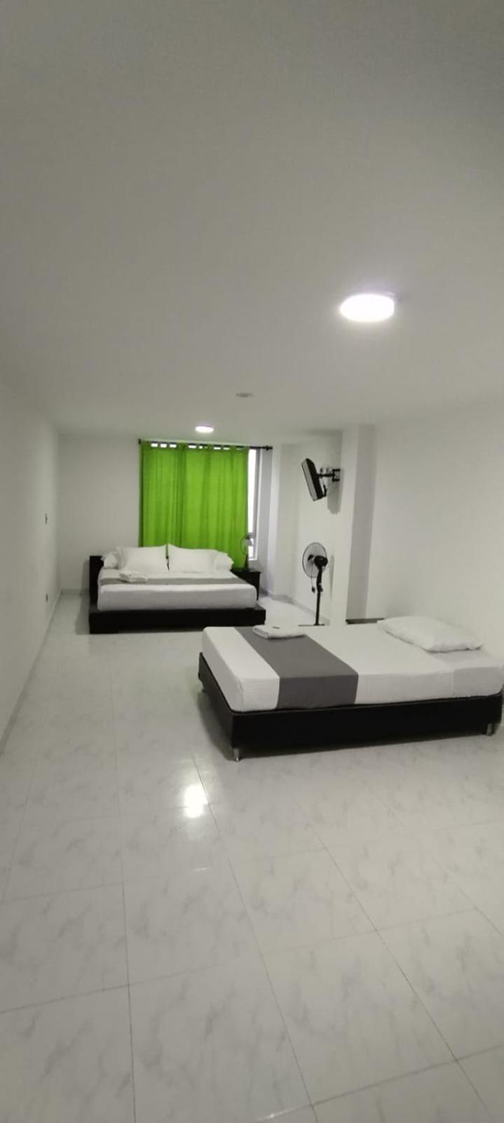 Hotel Paradise Lleras Medellín Kültér fotó