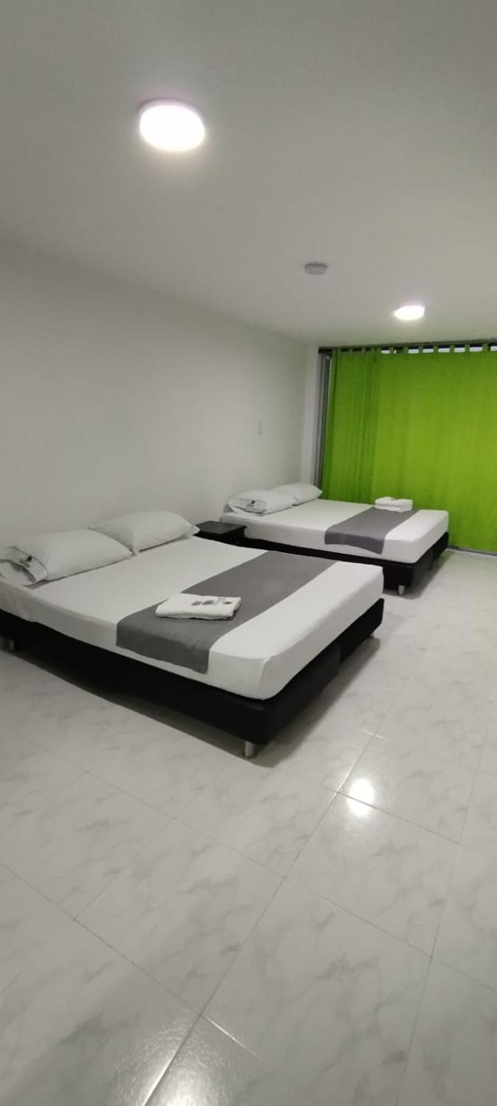 Hotel Paradise Lleras Medellín Kültér fotó