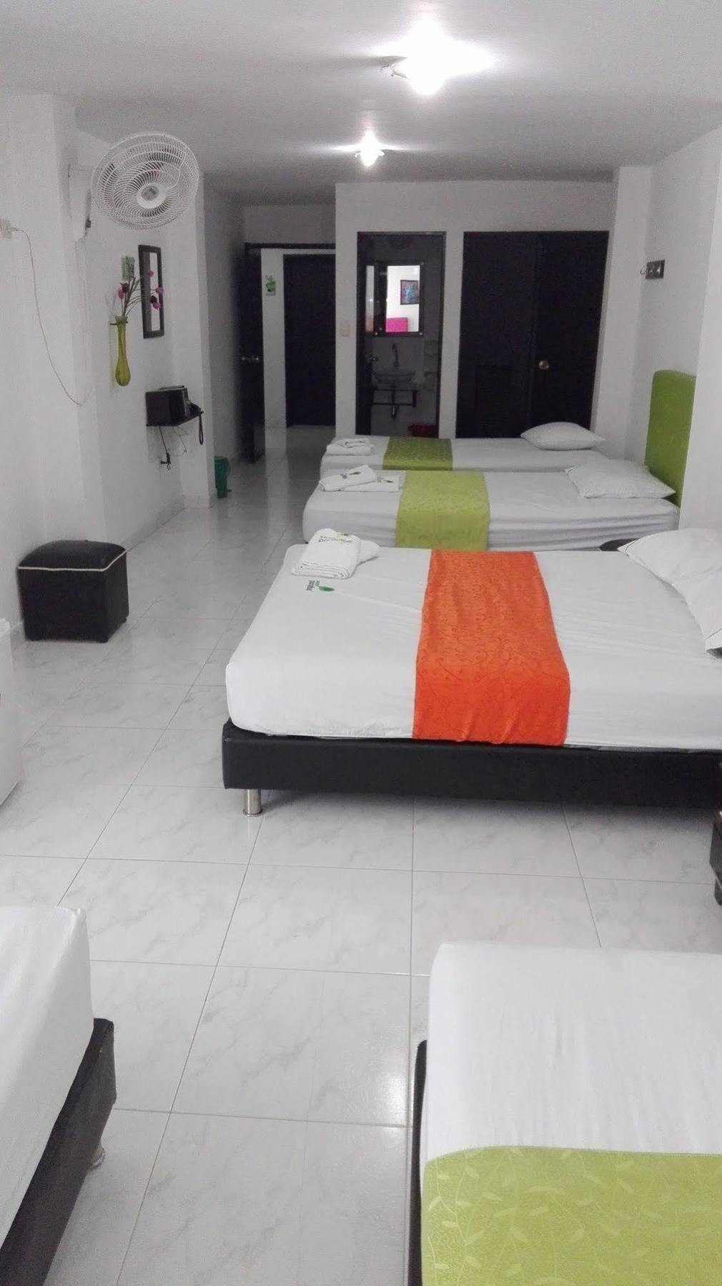 Hotel Paradise Lleras Medellín Kültér fotó