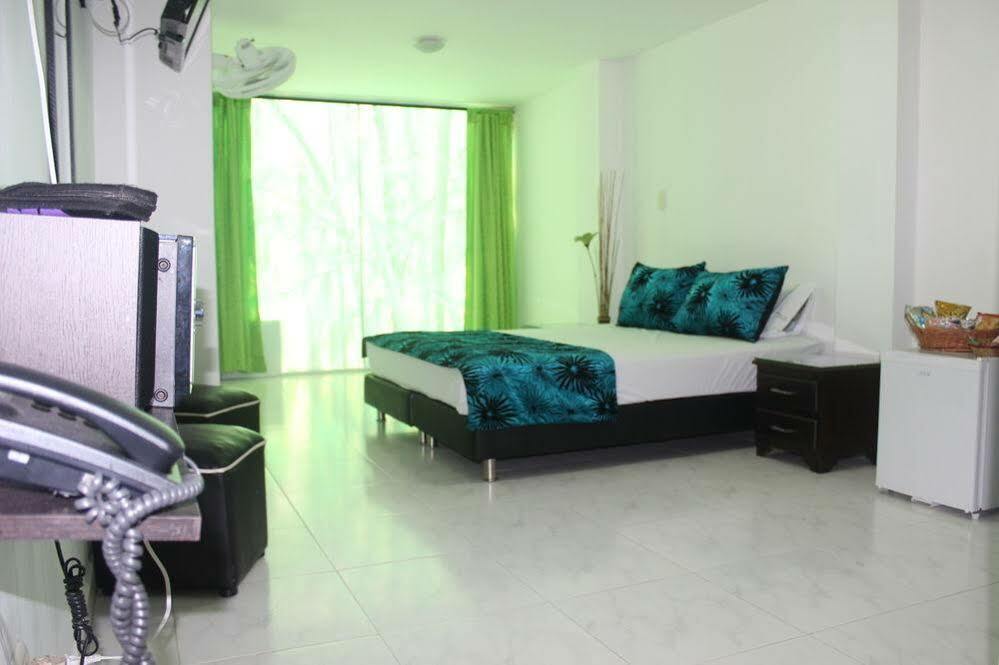Hotel Paradise Lleras Medellín Kültér fotó